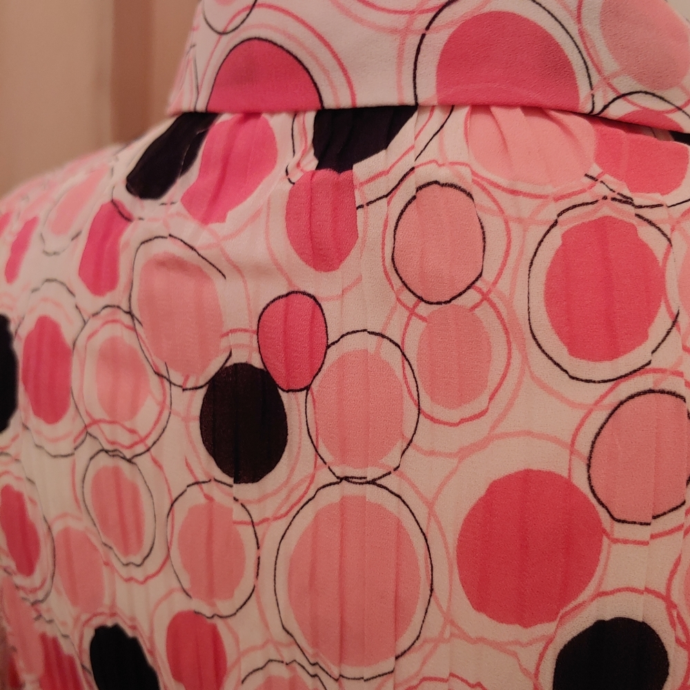 Blouse Fun - Picture 7 of 7